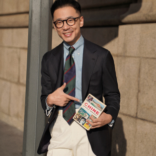 CM藏青羊绒混纺精纺金扣‘Standard 762 blazer’全麻衬布雷泽西装