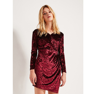 露背修身 深V领不规则天鹅绒裙2025年秋冬新长袖 连衣裙 DETOUR