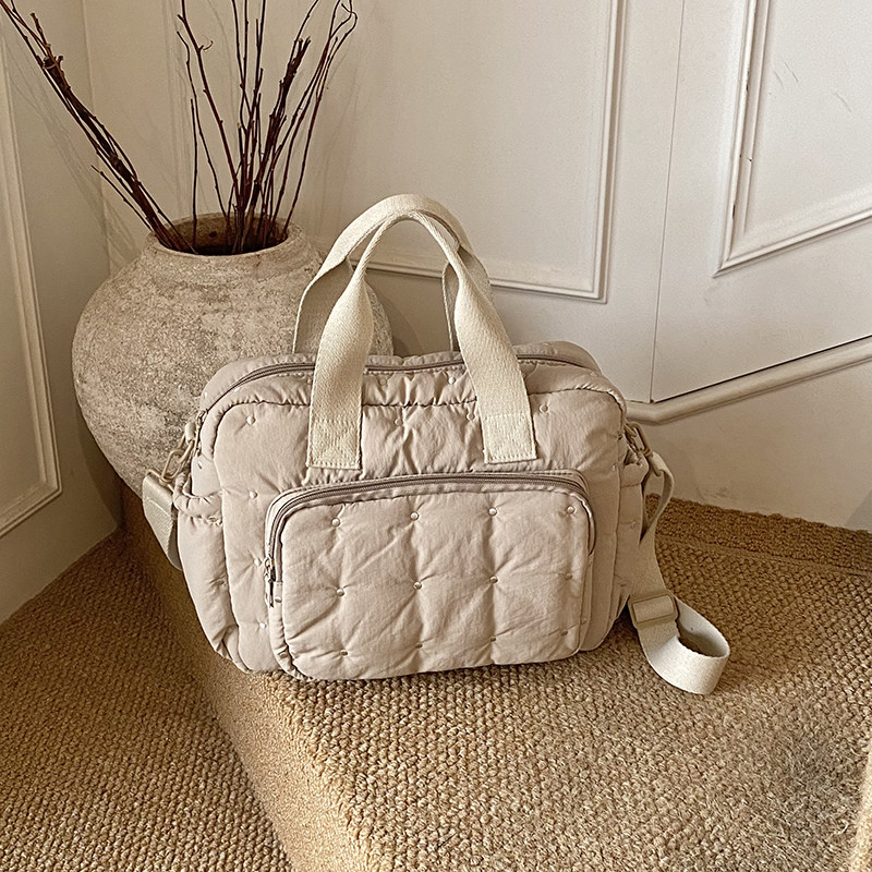 大容量妈咪母婴包包女2026新款出游旅行手提包孕妇产检包斜挎包