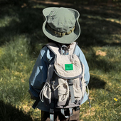 潮酷儿童包包2025新款 男女孩户外登山包大容量运动双肩包出游背包