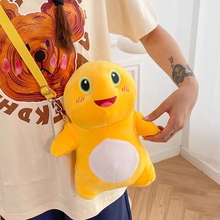 可爱卡通奶龙公仔斜挎包儿童包包网红可爱小女孩外出单肩包配饰包