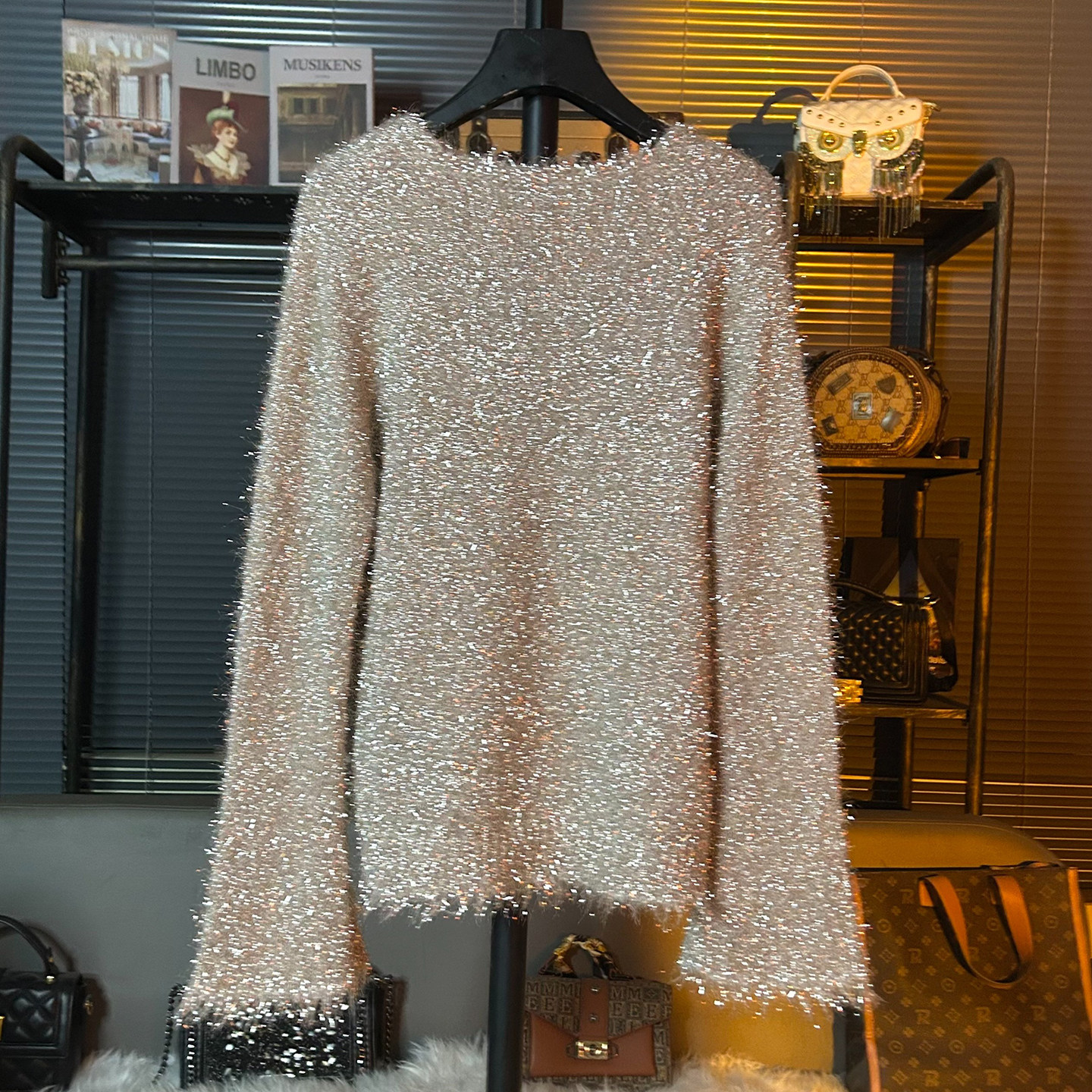 香槟色超软银丝线毛衣女内搭时尚百搭2026春季新款喇叭袖针织衫,女装/女士精品,毛衣,淘宝优惠券,粉丝福利购,淘宝优惠卷