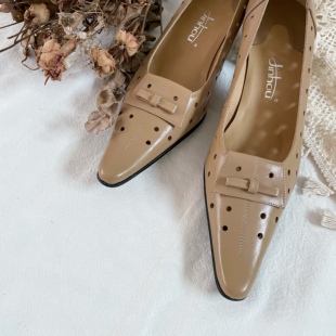 舒适中跟单鞋 晚晚同款 镂空 复古尖头港风古着单鞋 Vintage