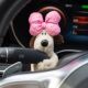 车载摆件娃娃狗怀挡车内装 饰网红用品大全好物