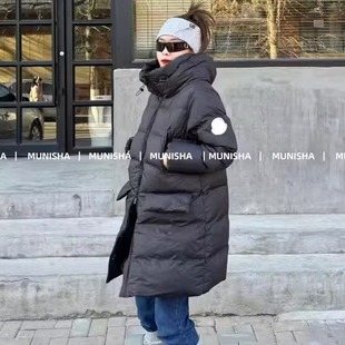 MUNIHSA 黑金鹅鹅 白徽章 绝美羽绒服 25轻便 保暖显瘦长款羽绒女
