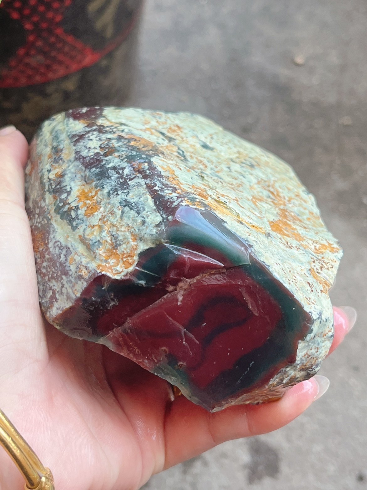 紫绿玛瑙多色收藏料重量900克