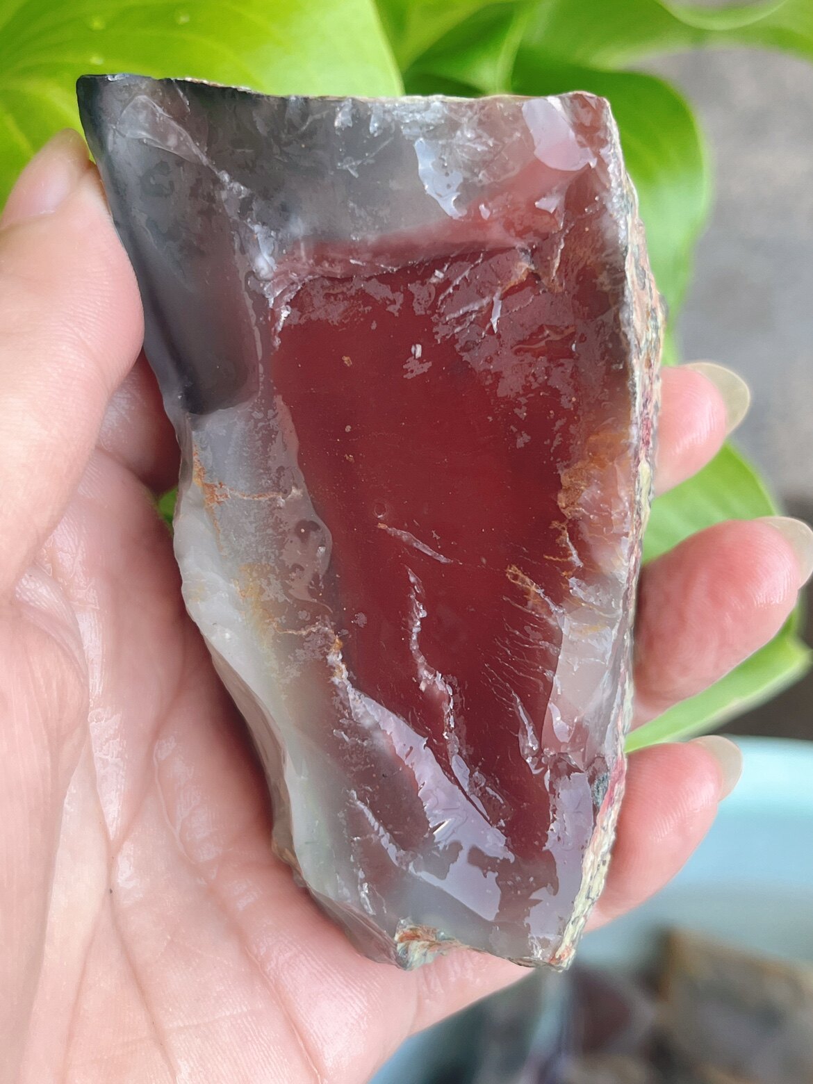 陕西洛南紫绿玛瑙原石毛料重量256克