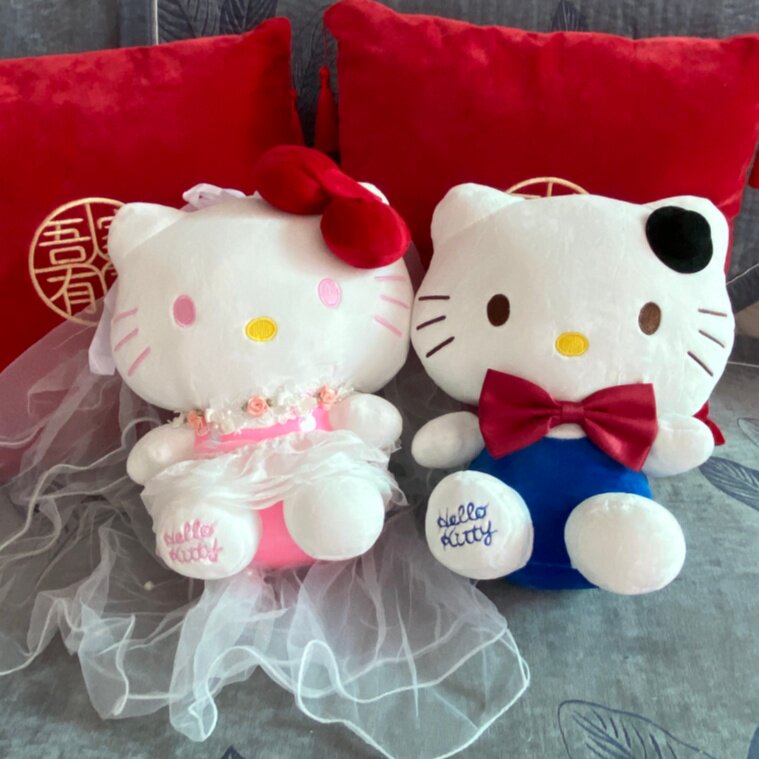 可爱KT猫毛绒婚纱压床公仔一对