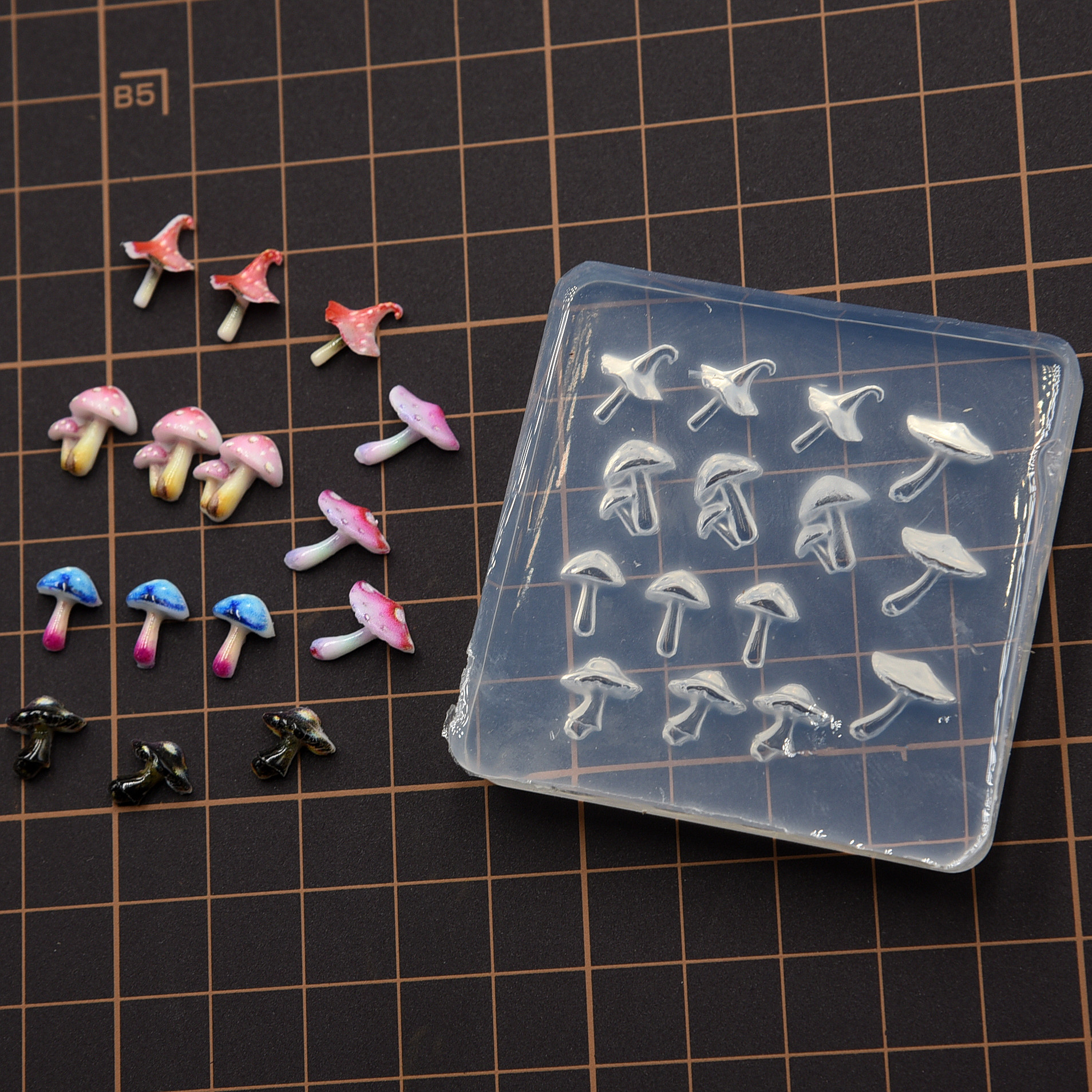 迷你食玩树脂粘土蘑菇硅胶模具树脂黏土微缩美甲迷你蘑菇硅胶模具