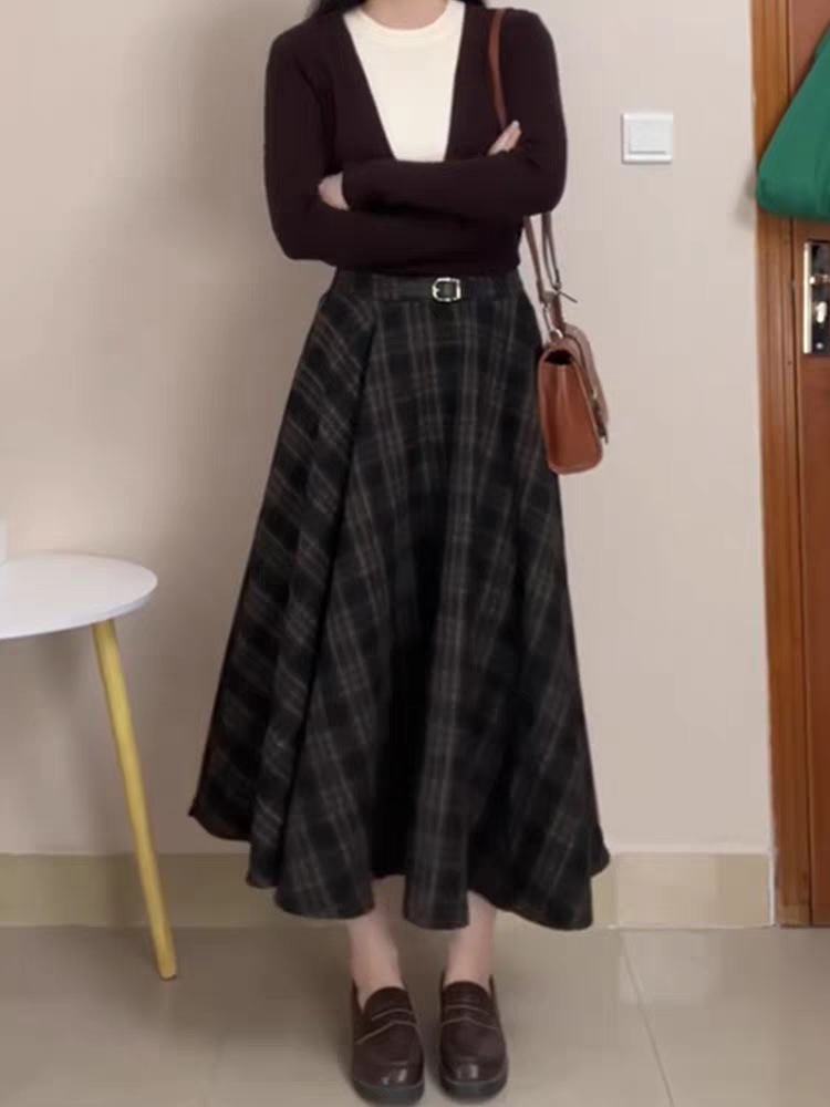 2025秋季新款大码女装胖mm复古格子毛呢半身裙高腰宽松显瘦中长裙
