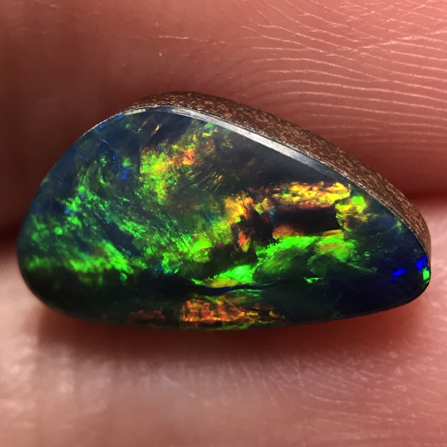 高亮靓彩/澳洲澳宝欧泊双层石7*12*2.5mm 1.68克拉/现货选购欧