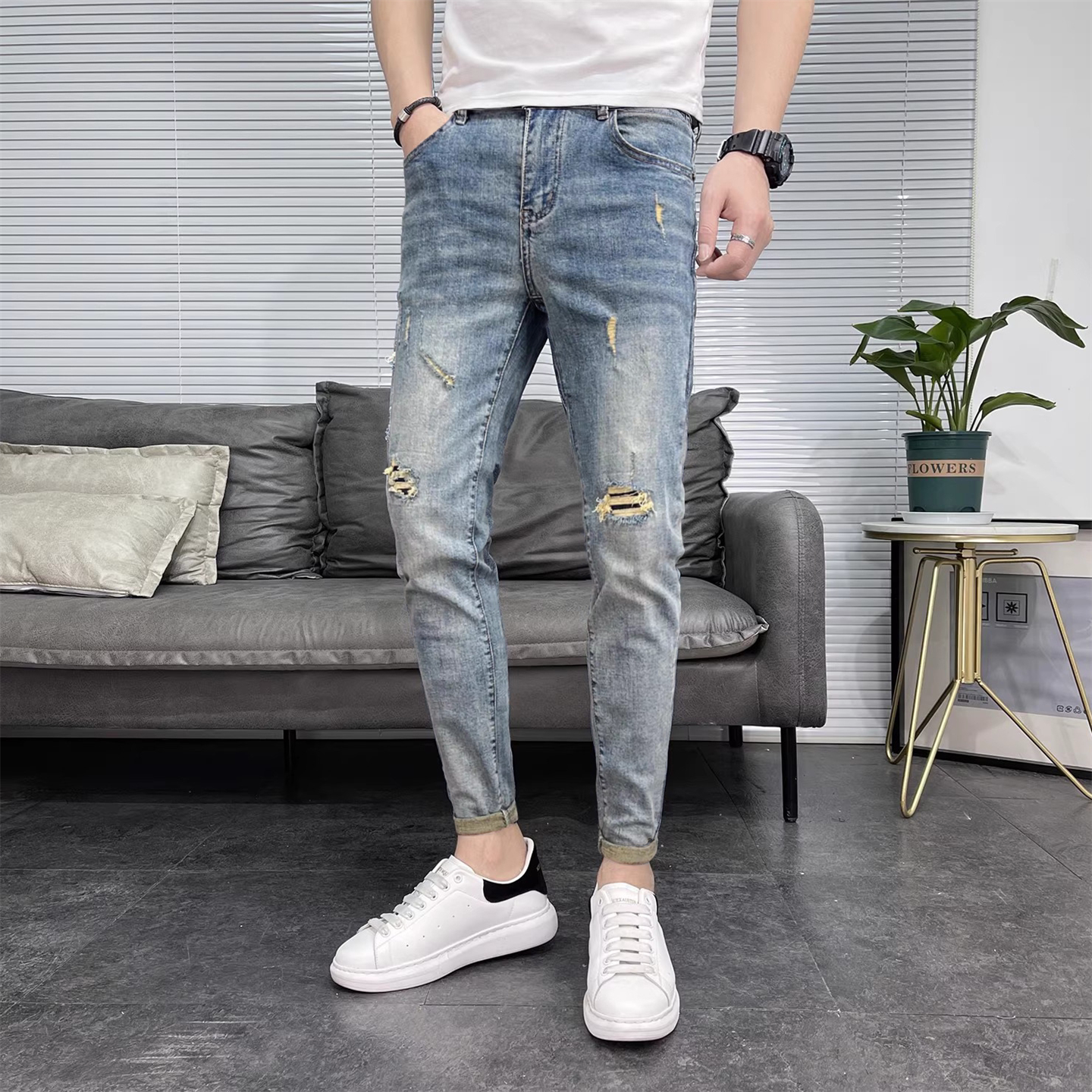 破洞牛仔裤男潮牌修身帅气