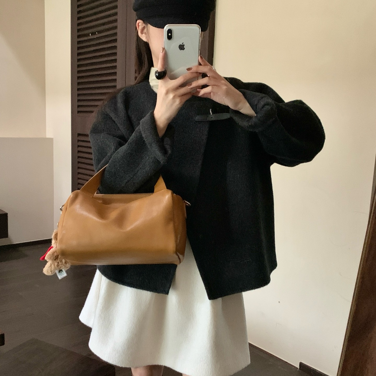 繁花推简韩代表冬季显气质保暖斜门襟皮羊毛外套(含100羊毛)S4510