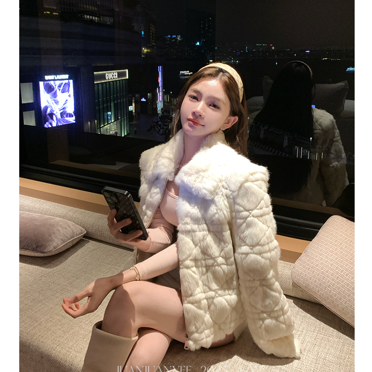 繁花）冬天纯欲氛围感温柔炸弹拉链保暖皮草外套（含100兔毛）S10