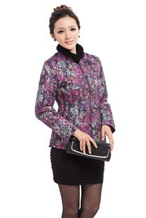 羽绒服内胆羽绒外套中老年粉色女士短款修身老年人冬季轻便