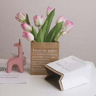 粉色高级感保湿手感郁金香仿真花假花小摆件高档婚庆美容院干花束