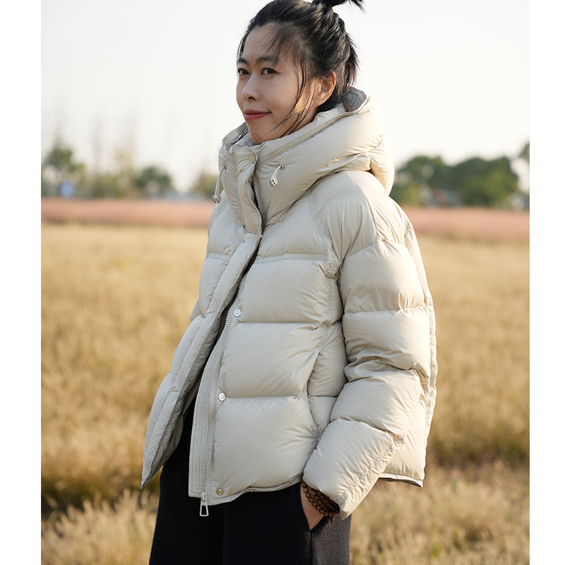 超软泡芙云朵羽绒服女短