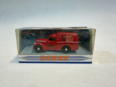 1988 年火柴盒 Dinky 系列 DY-8 1948 Commer 8 CWT Sharp's