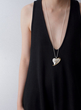 Limb掠目·爱心形吊坠金银拼色小众原创设计时髦长项链多戴法