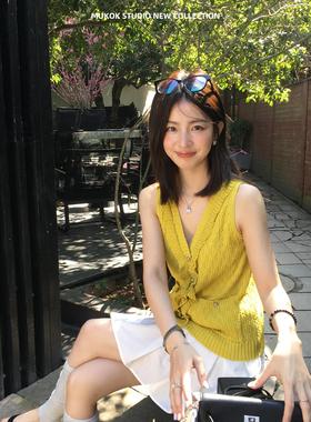 阳光虞美人~时髦V领小个子无袖上衣