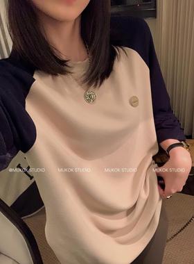撞色T恤女2026秋季新款圆领长袖设计休闲百搭打底上衣