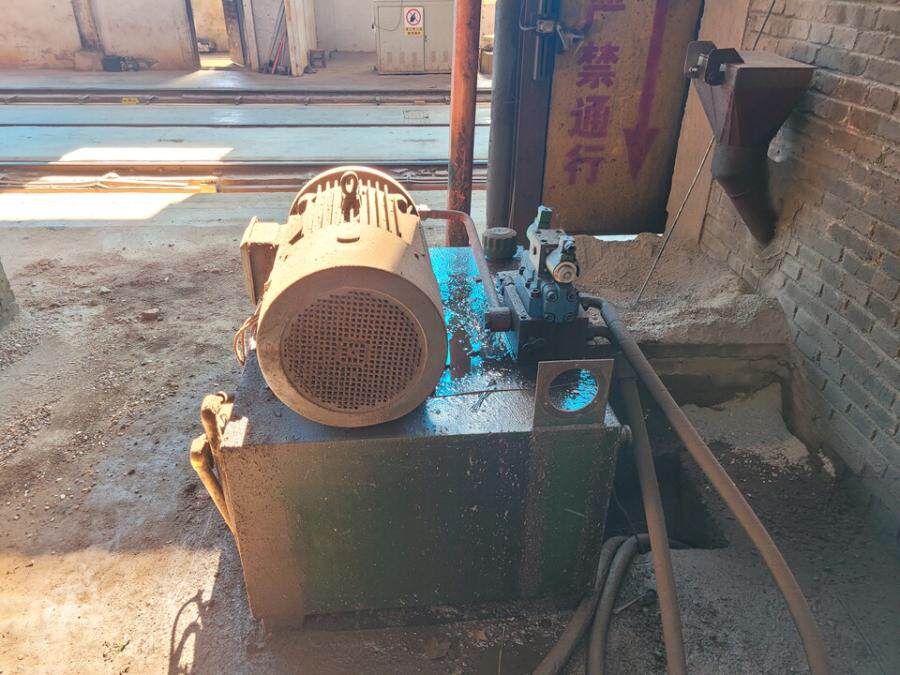 5月13日文山砚宏页岩砖厂6套顶车机网络拍卖公告