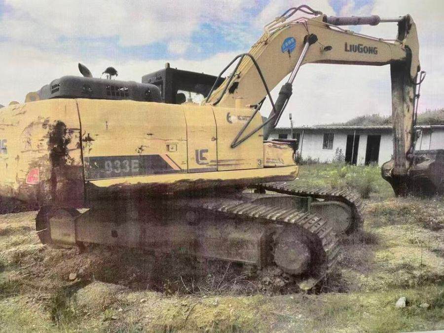 1月15日文山壮族苗族自治州某公司名下一台挖掘机网络拍卖公告