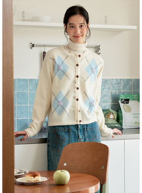 BLUEerror 全羊毛保暖菱格花朵毛衣开衫女法式短款慵懒针织衫秋冬