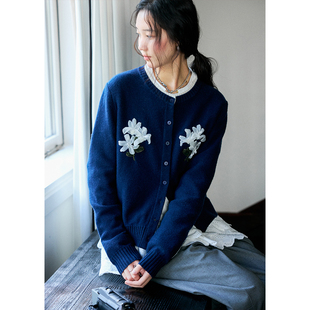 毛衣冬季 女全羊毛短款 花卉丝带刺绣慵懒圆领针织开衫 BLUEerror