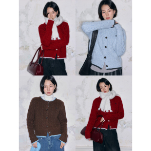 秋冬 女慵懒全羊毛针织衫 BLUEerror 绞花刺绣圆领新年红色毛衣开衫