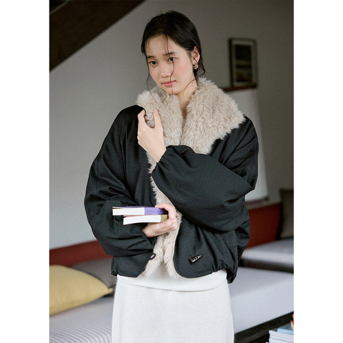 毛领拼接加厚保暖短款黑色棉服
