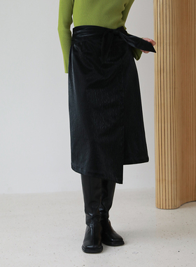BLUEerror 宽松高腰蝴蝶结黑色皮裙半身裙女秋冬不规则a字裙子