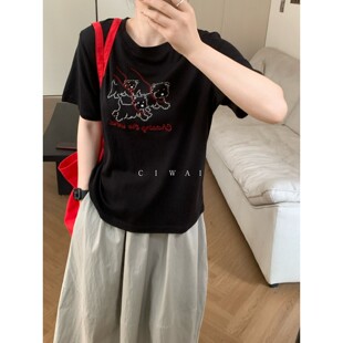 此外 可爱红绳小狗印花T恤女2026夏季小个子新款宽松显瘦短袖上衣