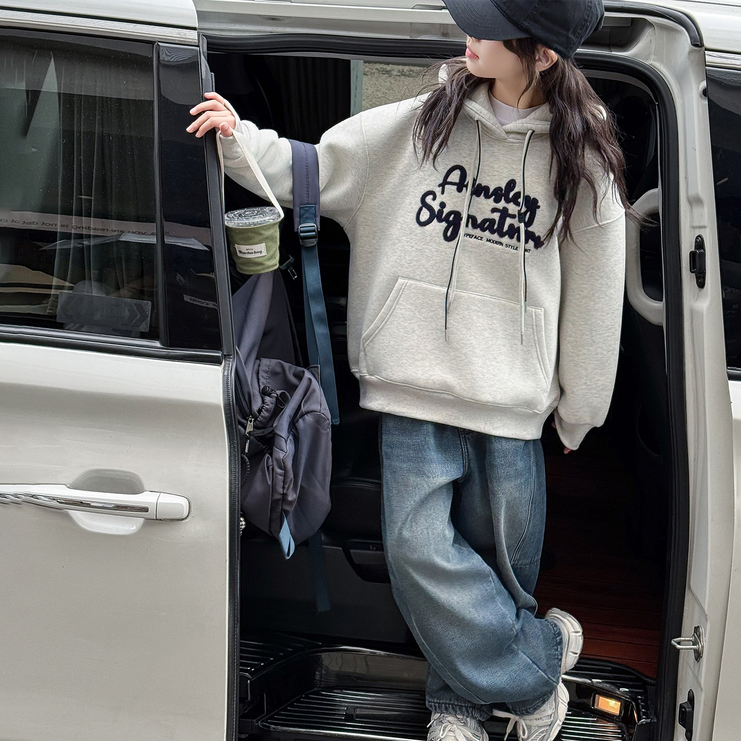 刺绣女童卫衣儿童连帽休闲上衣2026春秋新款童装大童女孩时髦衣服