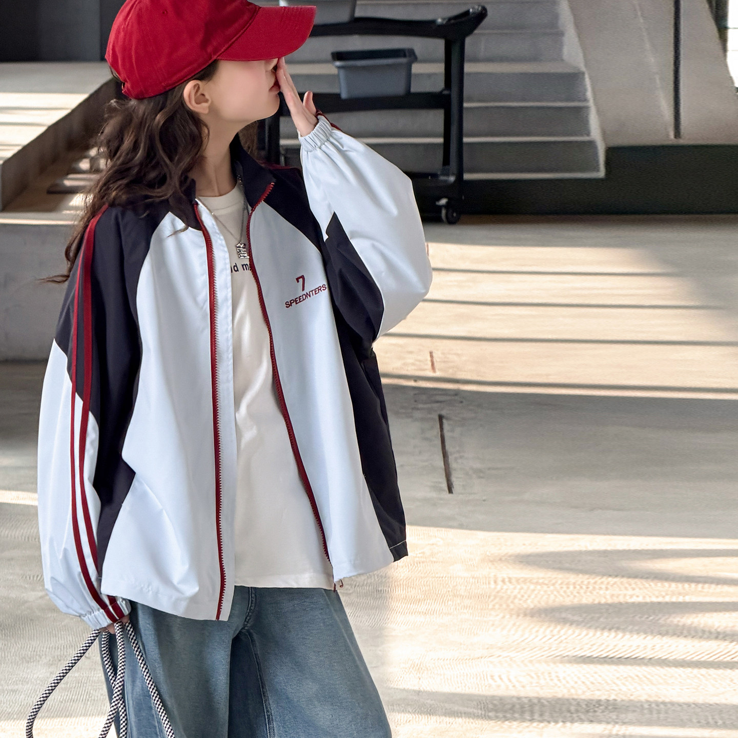 冲锋衣女童外套2026春秋新款韩儿童洋气时髦上衣大童女孩春装衣服