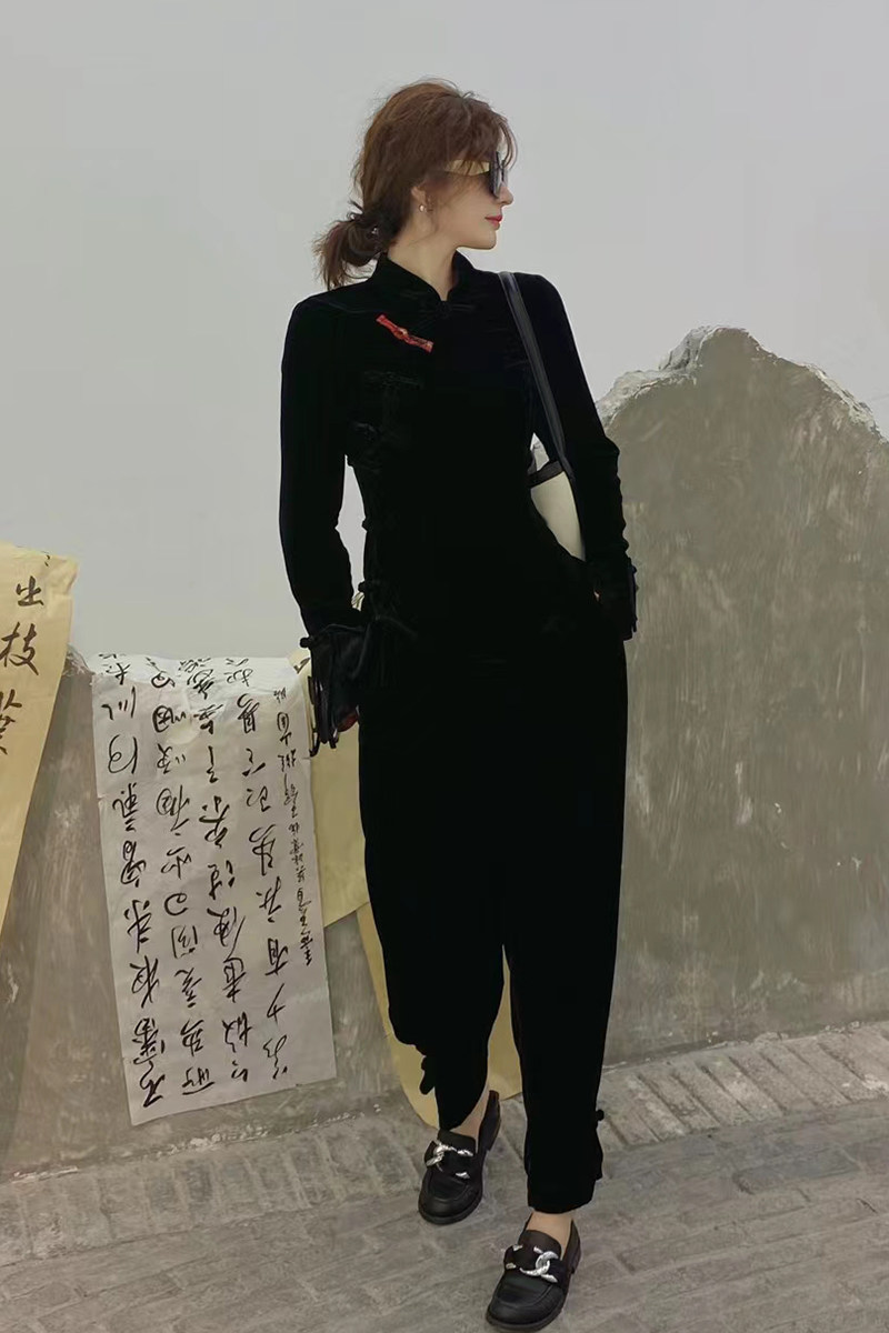 欧洲站2023秋季新款黑色显瘦中式国风盘扣真丝绒长袖上衣女欧货潮