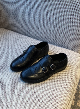 【TFM】2026春季新款英伦风布洛克鞋女黑色皮带扣雕花复古小皮鞋