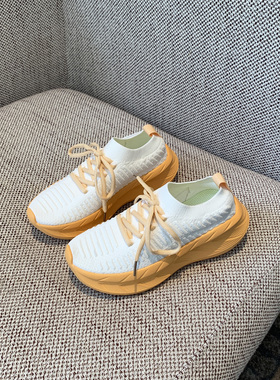 【TFM】2026春季新款飞织网面透气运动鞋女系带厚底轻质跑步鞋子