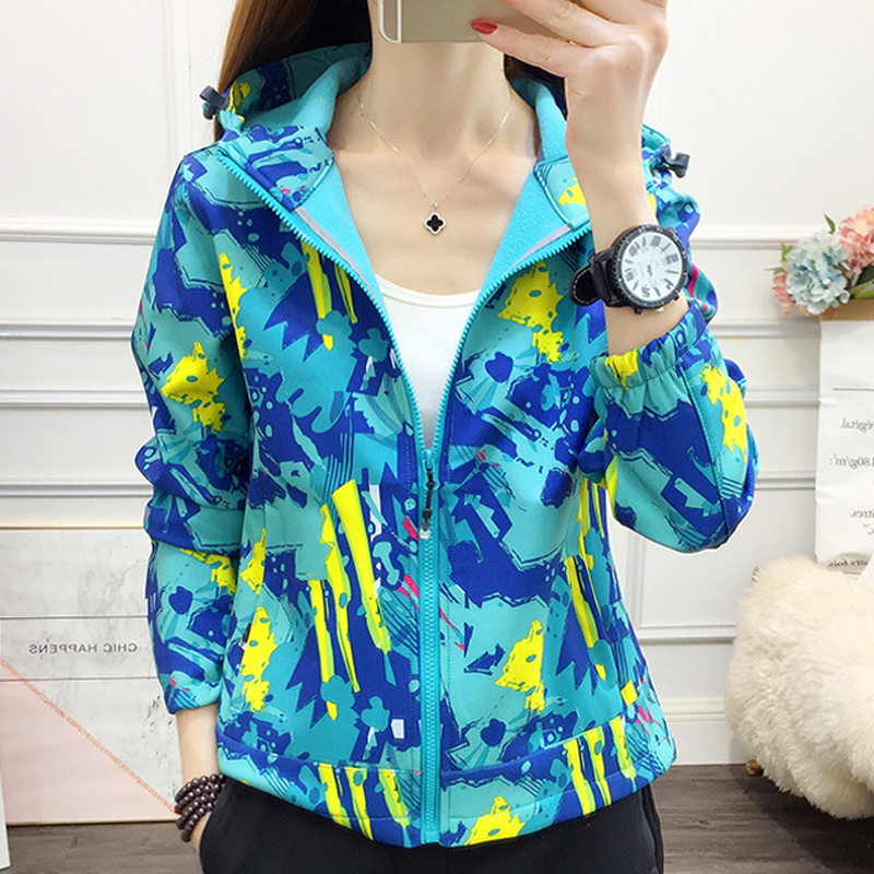 防风防水保暖软壳抓绒衣