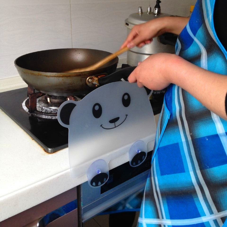 吸盘式水池挡水板创意厨房小用品家用水槽防溅水隔水挡板