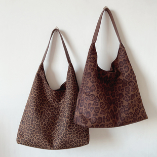 2025秋冬新款 通勤包女 豹纹绒面托特包大容量腋下单肩包子母包时尚