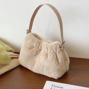 ins时尚 毛毛包毛绒包百搭褶皱包可爱手提小包包豹纹单肩斜挎包女