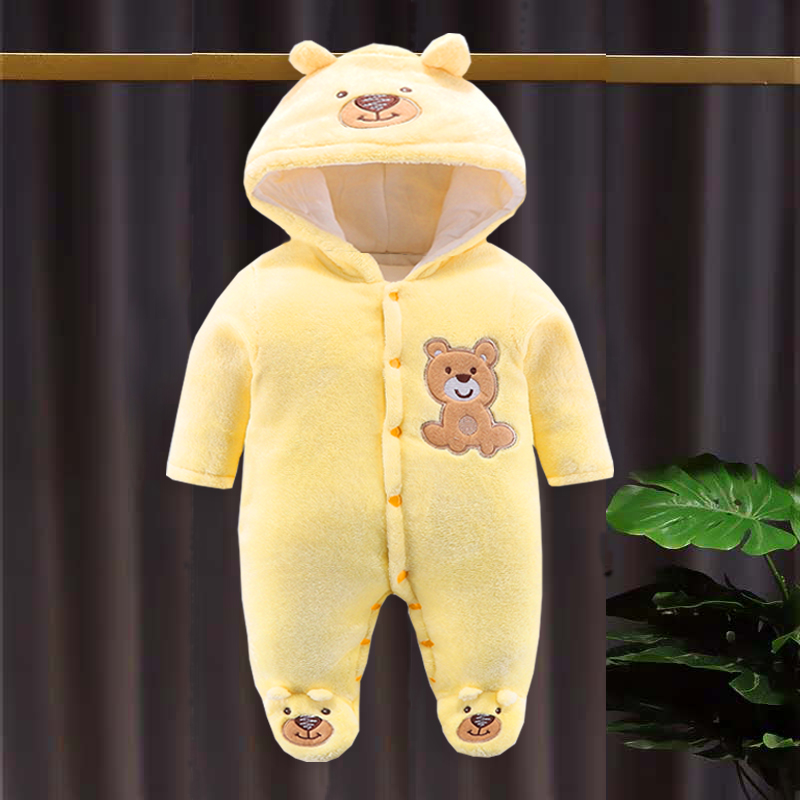 婴儿衣服连体衣冬季女包脚外出服