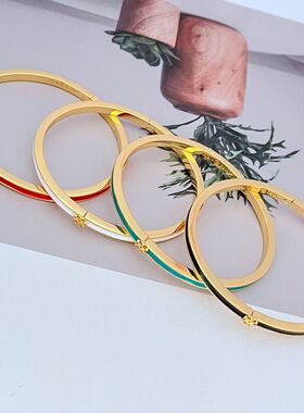 欧美时尚轻奢气质简约珐琅釉字母小众设计女款精美金属手镯