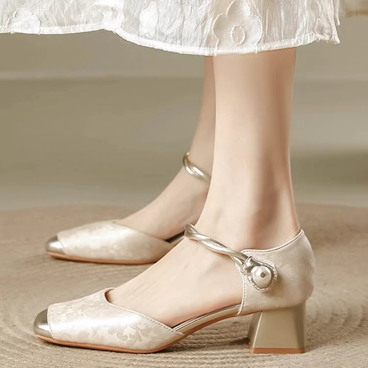 2026新款伴娘婚鞋粗跟单鞋方头配旗袍高跟鞋新中式国风包头凉鞋女,女鞋,浅口单鞋,淘宝优惠券,粉丝福利购,淘宝优惠卷