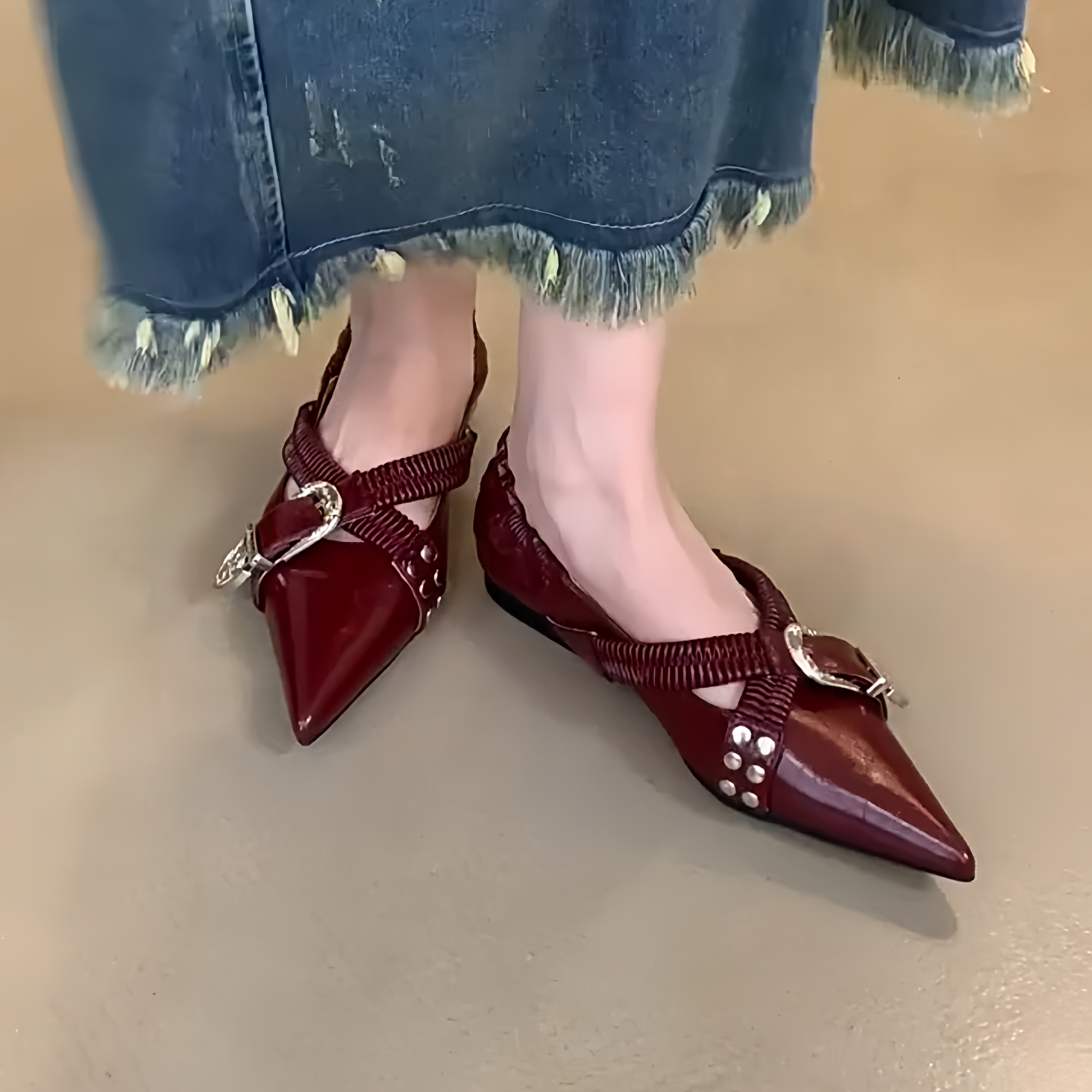 法式红色小众设计玛丽珍鞋2025新款春秋季绑带小皮鞋平底尖头单鞋