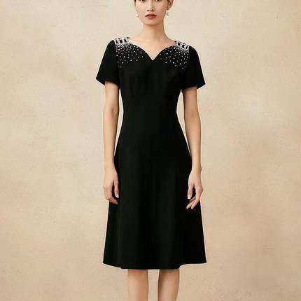 高端2025夏季新款曜石黑格型奢感重工钉珠优雅连衣裙5C35105830