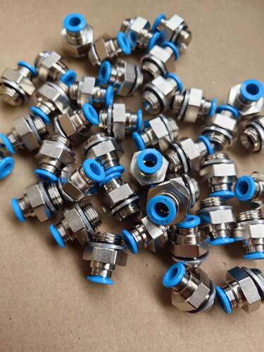 FESTO 费斯托气管 接头 QS-1/4-8 153005 QS-1/2-12 153010询价