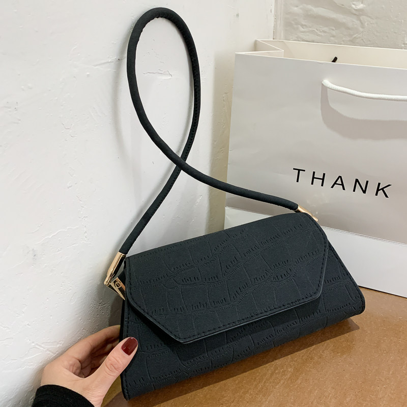 小众设计包包女2020新款潮网红复古腋下包法棍包百搭高级感斜挎包