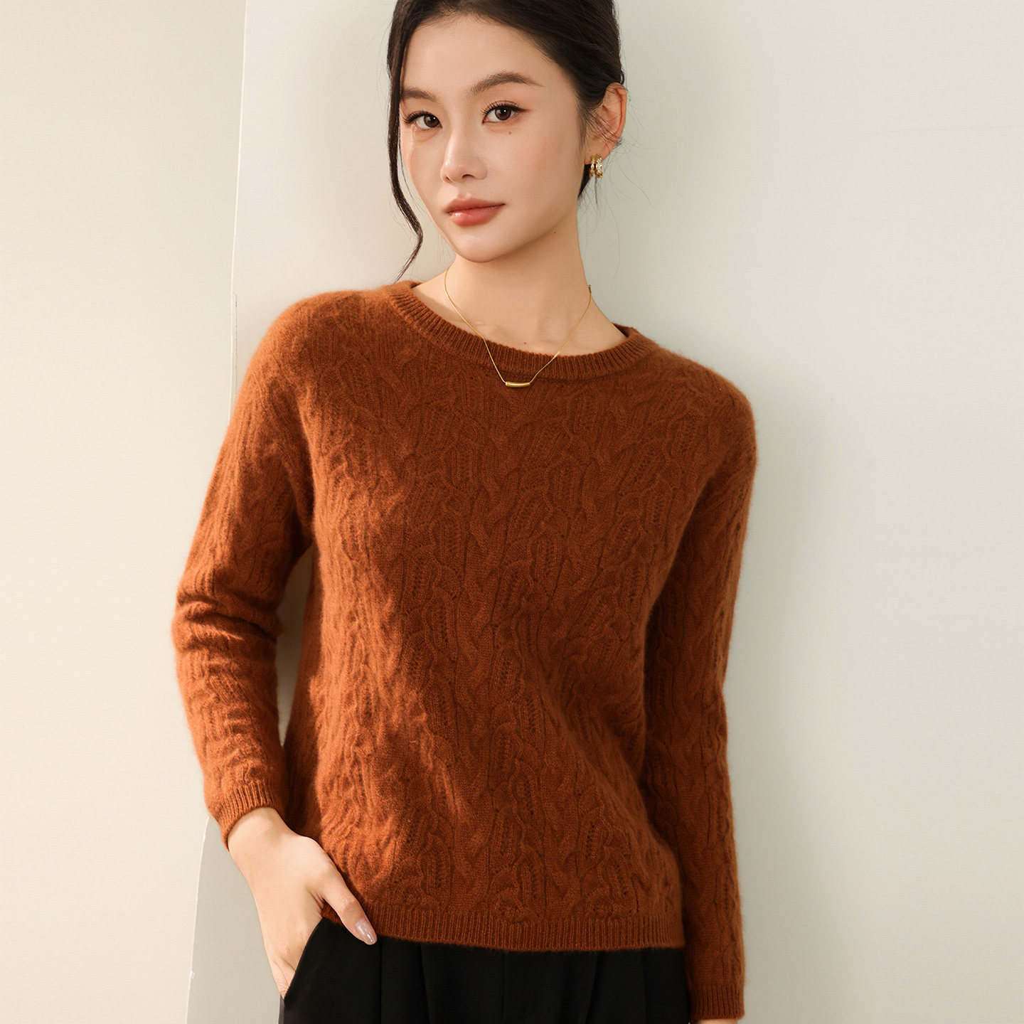 100%山羊绒休闲轻奢女针织衫